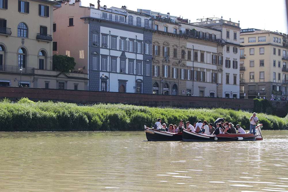 in barca sull'Arno (Firenze)