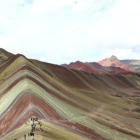 rainbow mountain perù