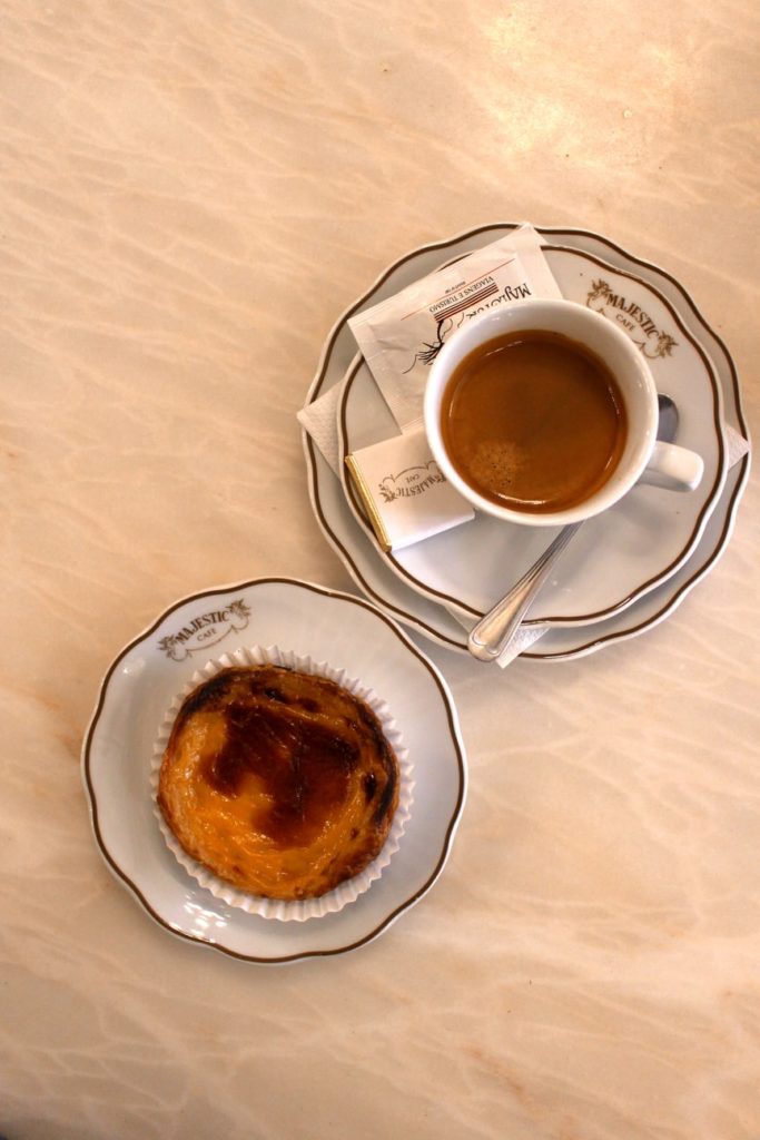 dove mangiare pastéis de nata a Porto: majestic cafè