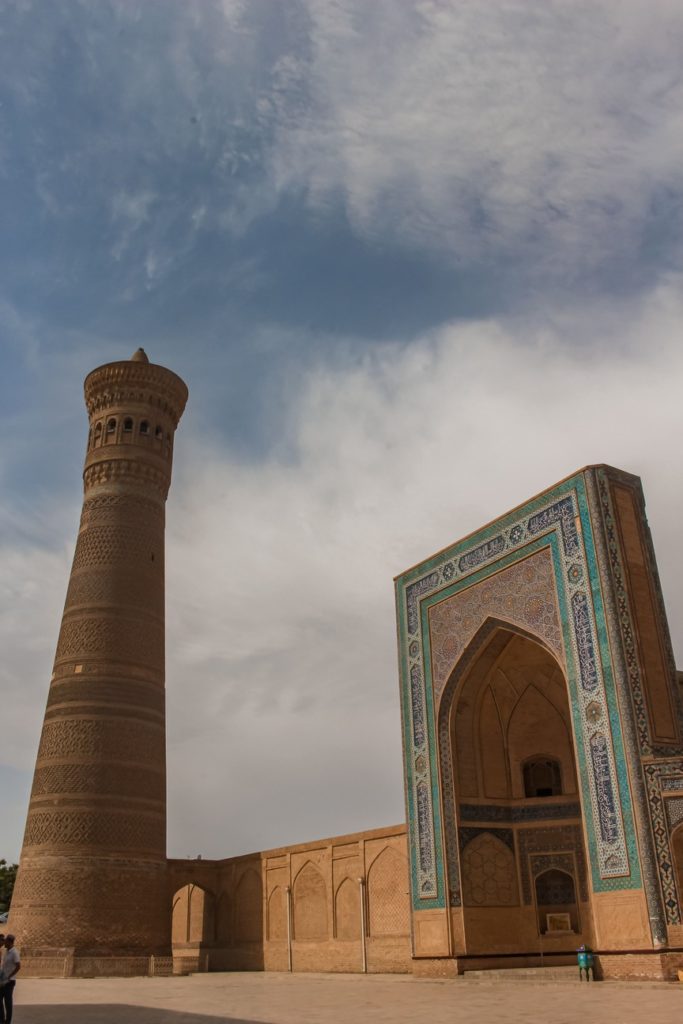 visitare bukhara: minareto